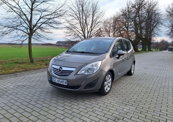 Opel Meriva cena 20800 przebieg: 125919, rok produkcji 2011 z Głogów małe 232